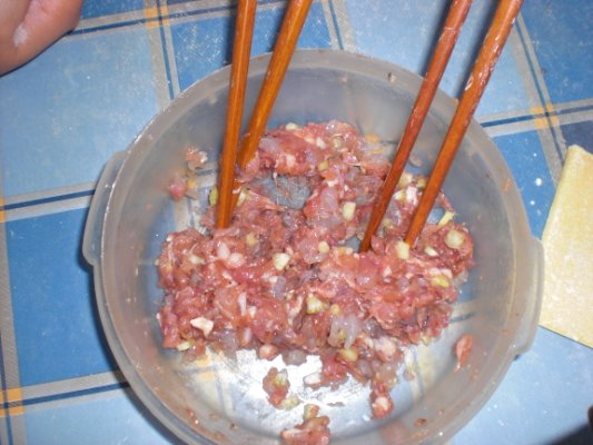 猪肉，虾仁，芹菜馄饨馅.jpg